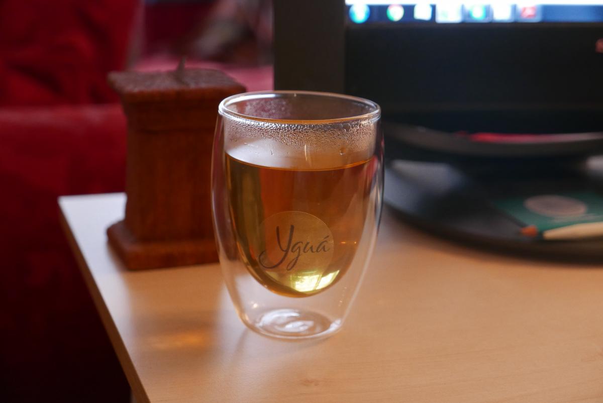 Una de las formas de incorporar la Moringa como aporte diario natural es infusionada o macerada en frío.