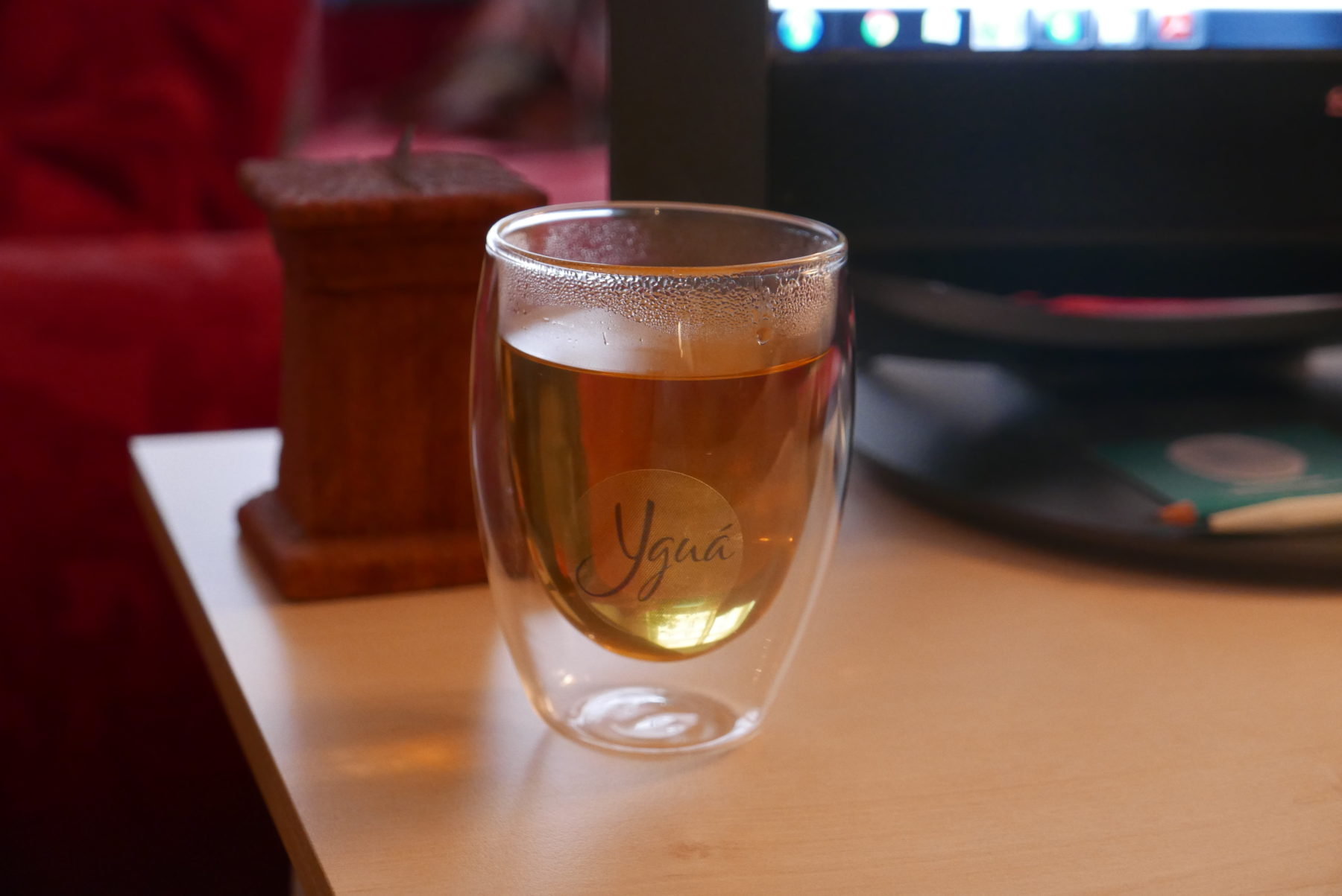 Beber un Yguá permite optimizar la natural capacidad de hidratación del agua. 