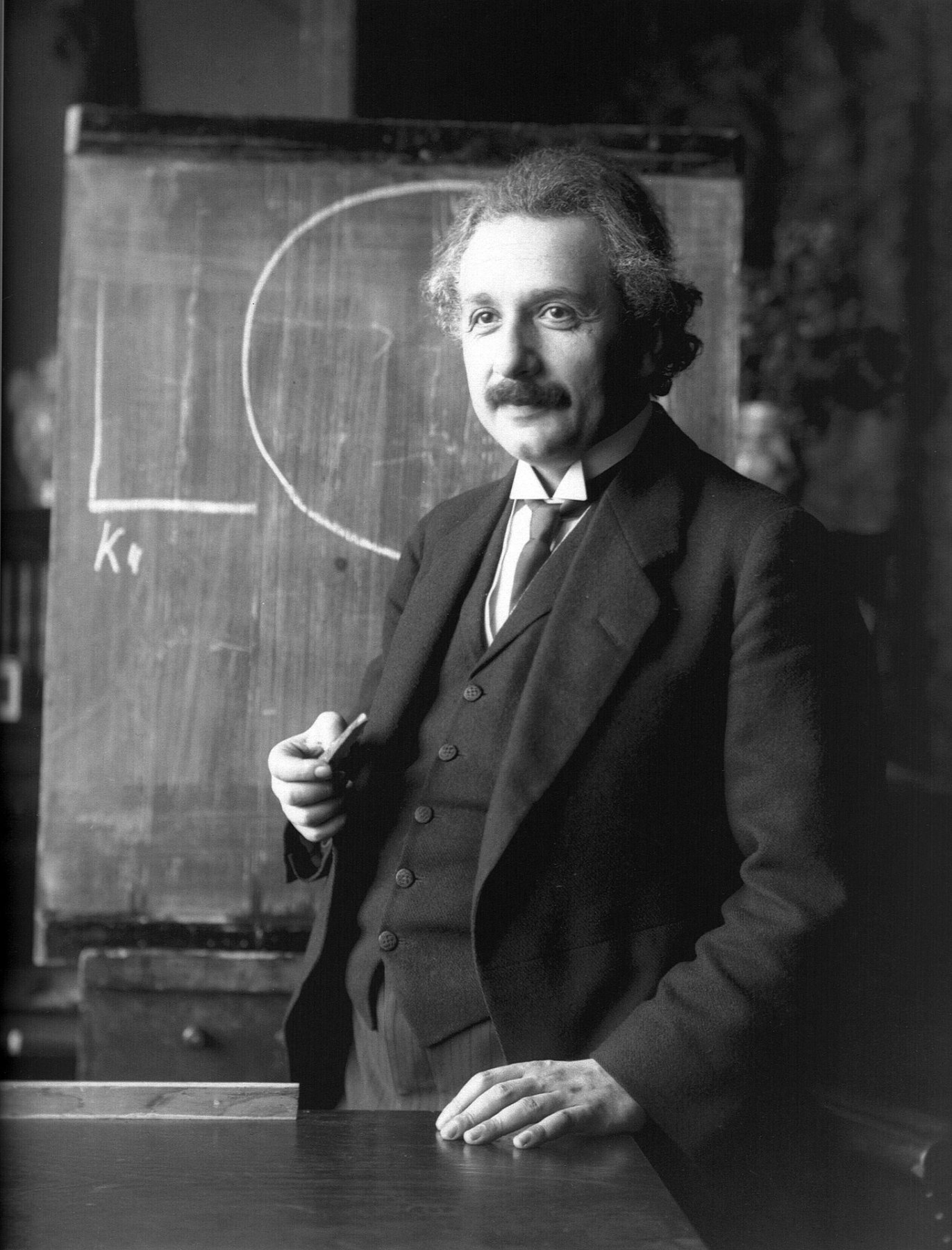 einstein-645461_1920