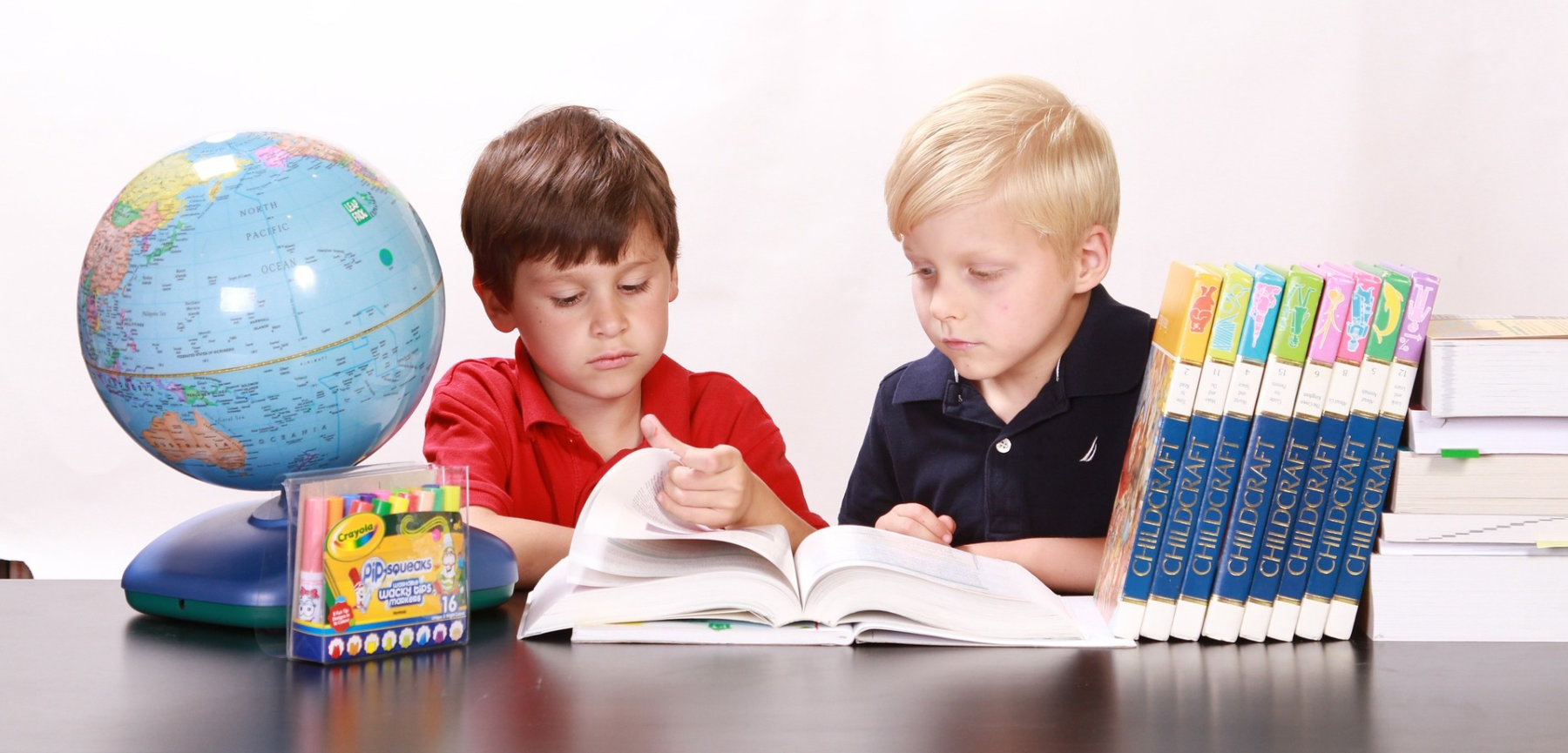 Finlandia ha roto con los paradigmas educativos contemporáneos y retornado a un modelo clásico de educación, basado en "enseñar a pensar". 