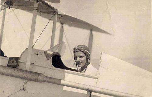 pilotfemale