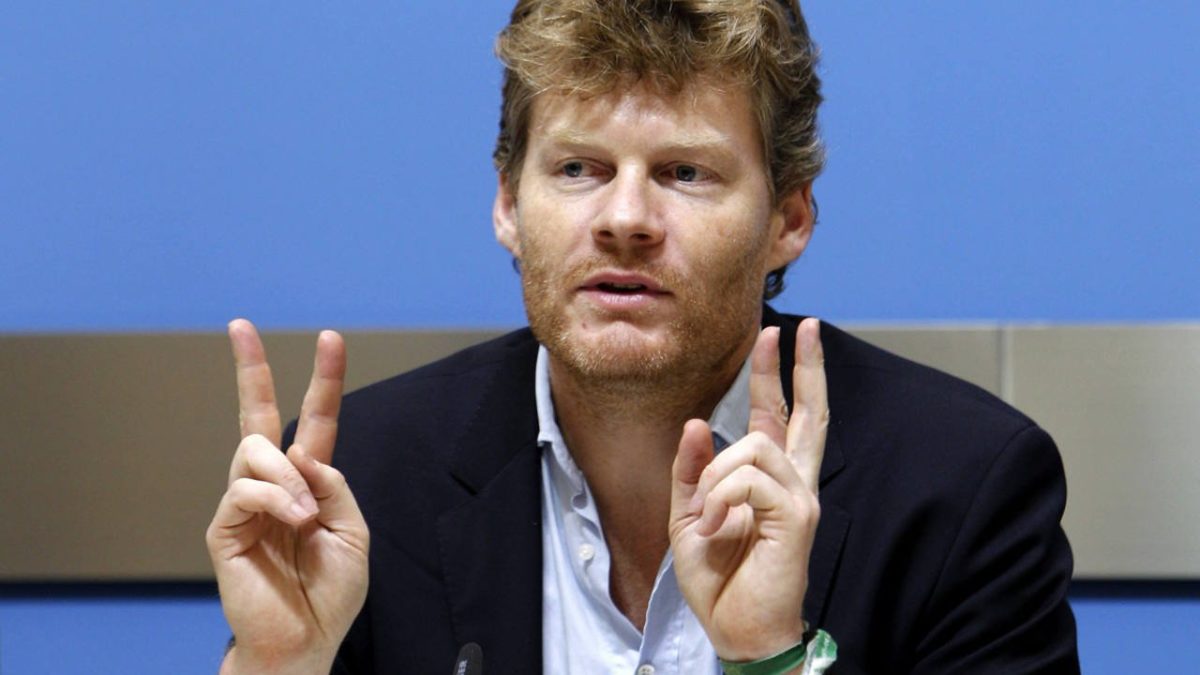 Christian Felber (December 9, 1972, Salzburg) is a university professor of Austrian economics; Dancer, writer of matters to do with economics and sociology.